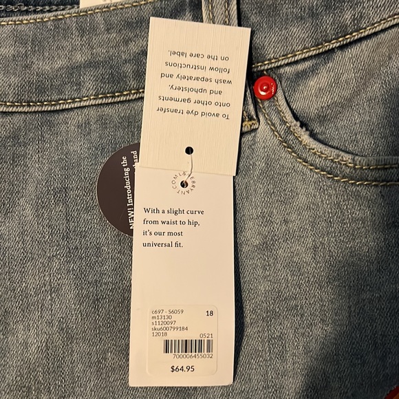 Lane Bryant Signature Fit Boyfriend Midi Short with rainbows Size 18 NWT - Picture 3 of 6